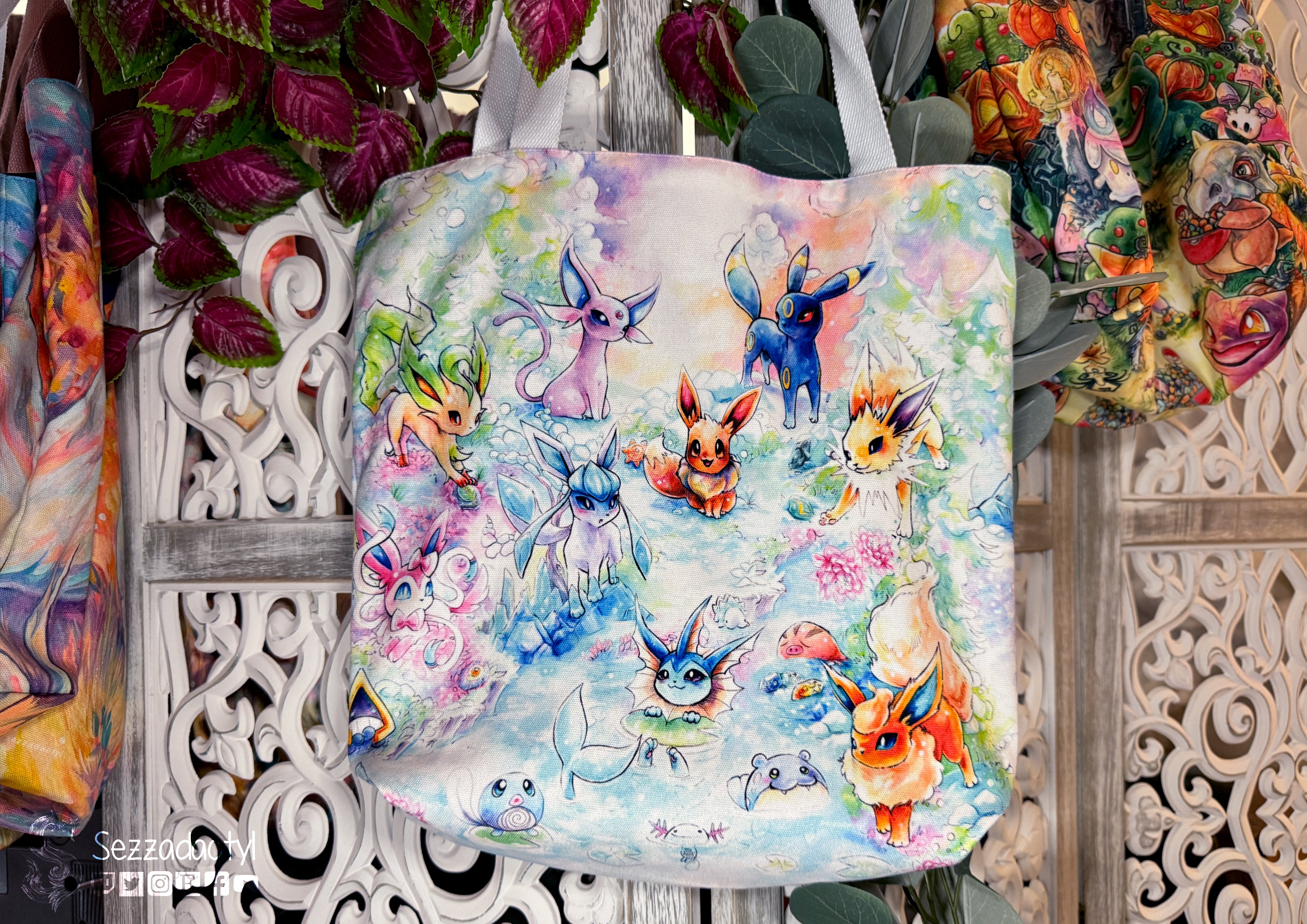 Tote Bag, 5-Color Straps - Family Fox Gathering